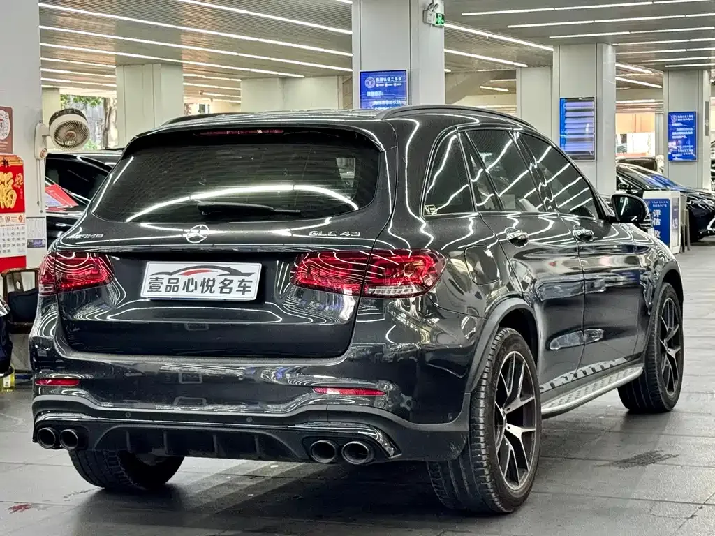 Mercedes-Benz GLC AMG — фото 6