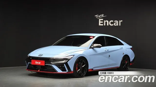 Hyundai AVANTE — фото 1