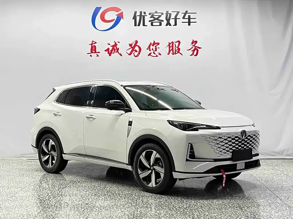 Changan CS55PLUS — фото 10