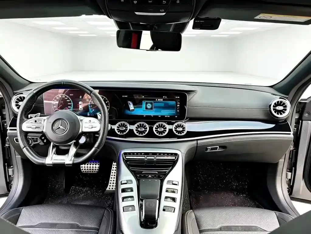 Mercedes-Benz AMG GT — фото 6