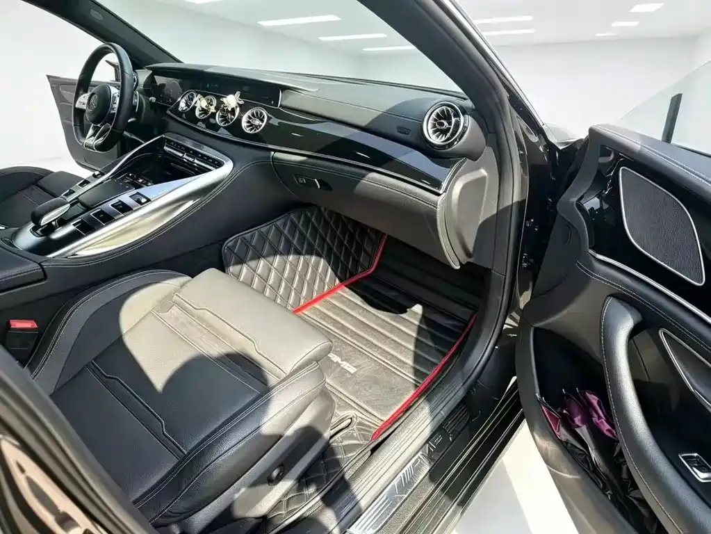 Mercedes-Benz AMG GT — фото 7