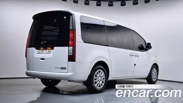 Hyundai Staria — фото 4