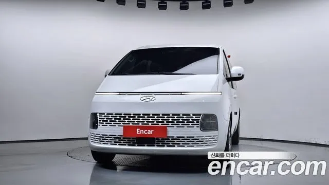 Hyundai Staria — фото 3