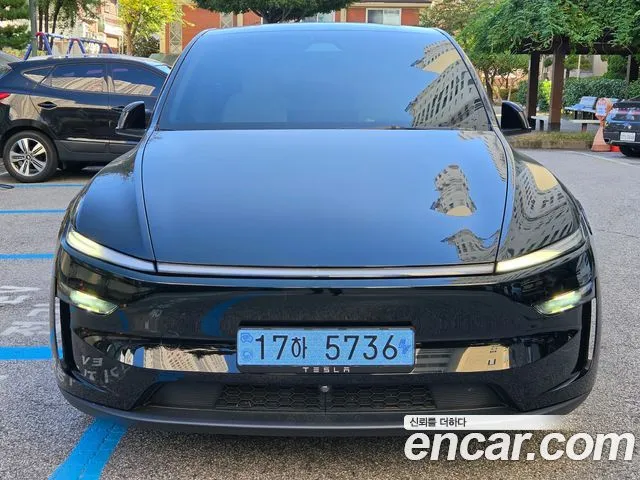 Tesla Model Y — фото 3