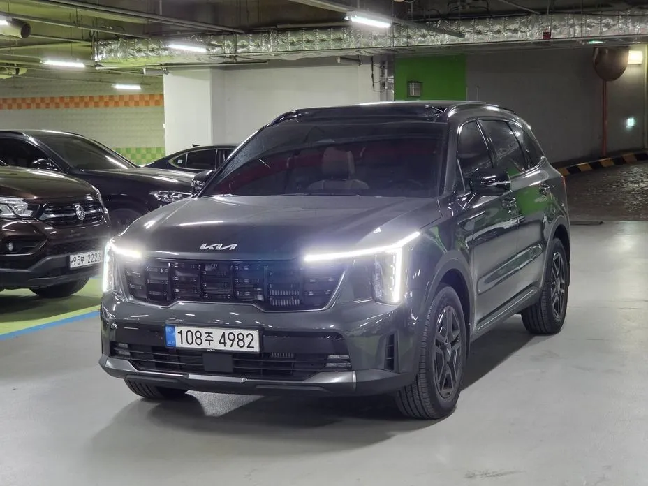 Kia Sorento — фото 1