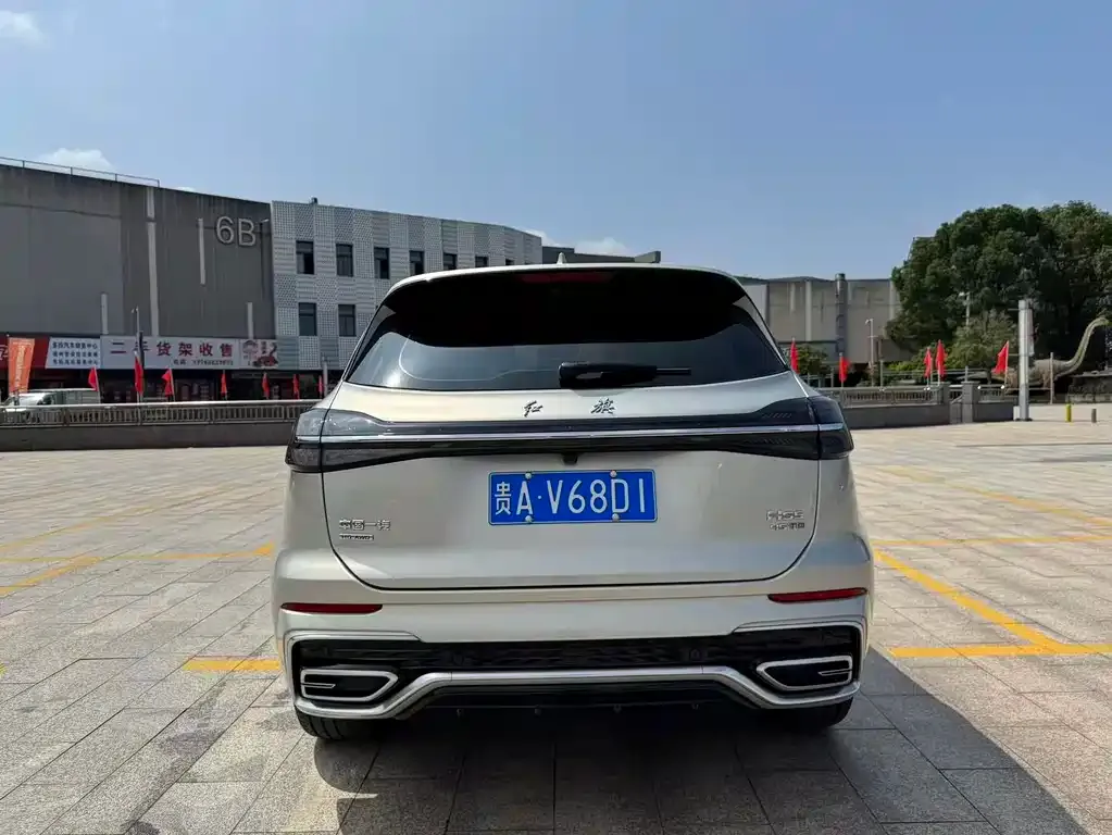 Hongqi HS5 — фото 3