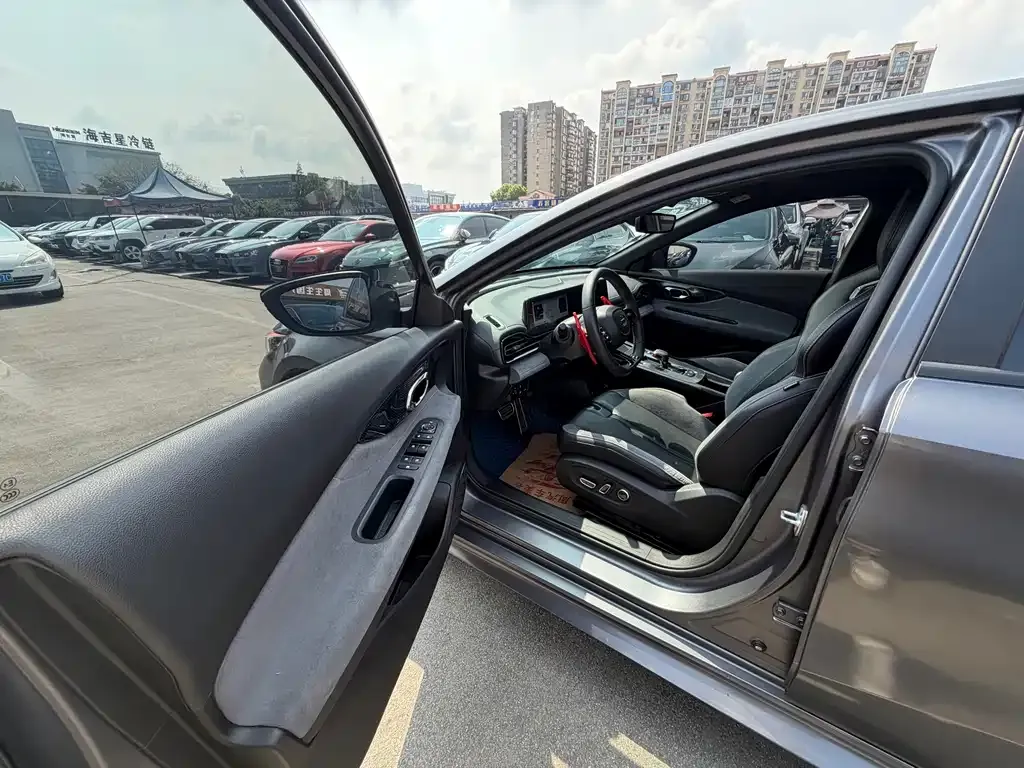 GAC Motor Shadow Leopard — фото 8