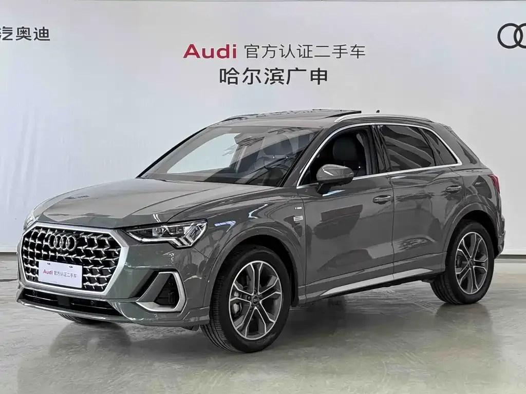 Audi Q3 — фото 1