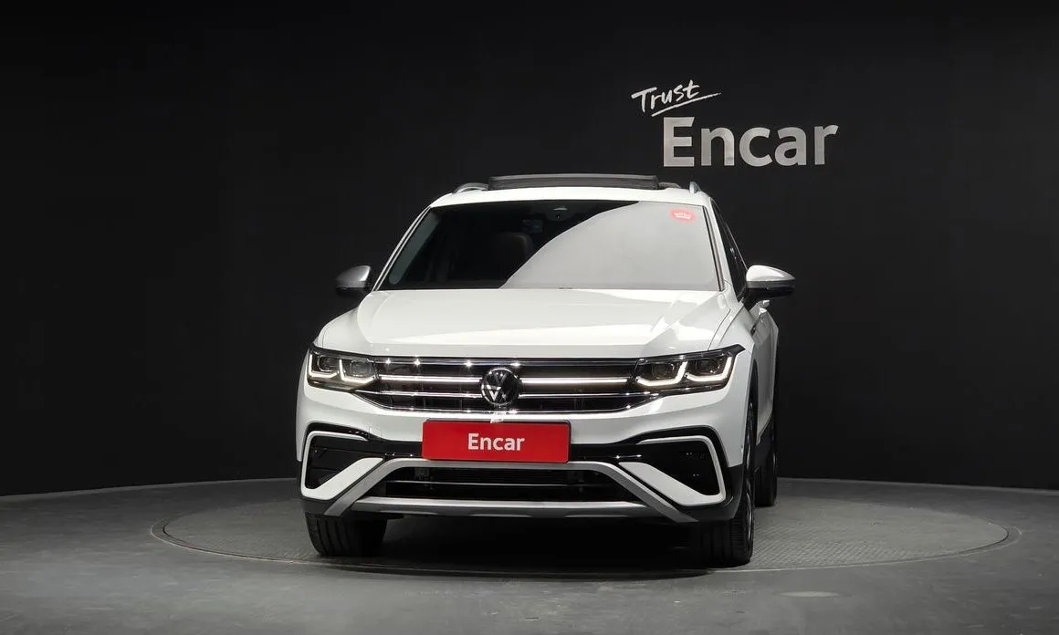 Volkswagen Tiguan — фото 4