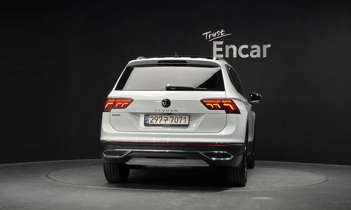 Volkswagen Tiguan — фото 2