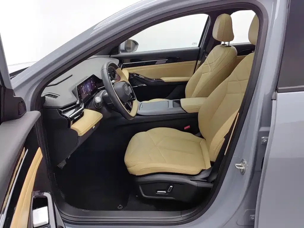 Geely Galaxy L6 — фото 3