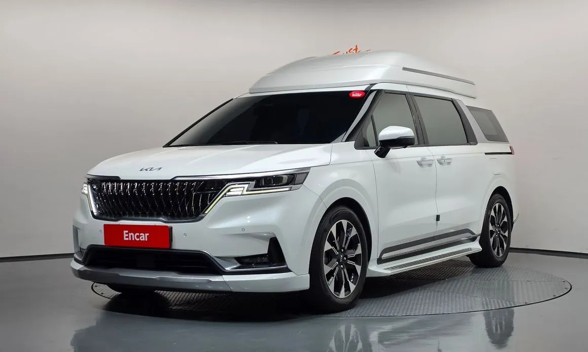 Kia Carnival — фото 1