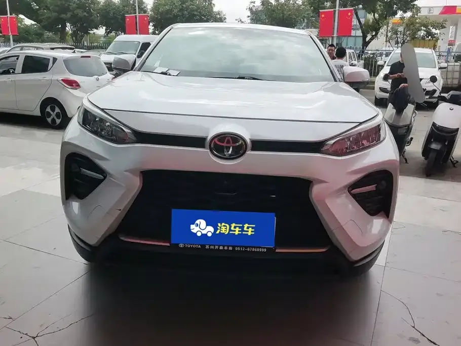 Toyota Wildlander — фото 10