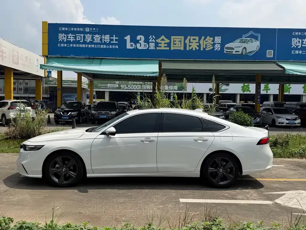 Honda Inspire — фото 10