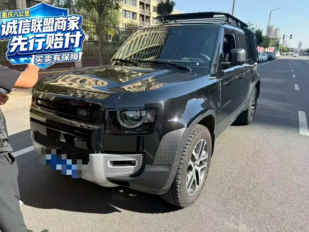 Land Rover Defender — фото 1