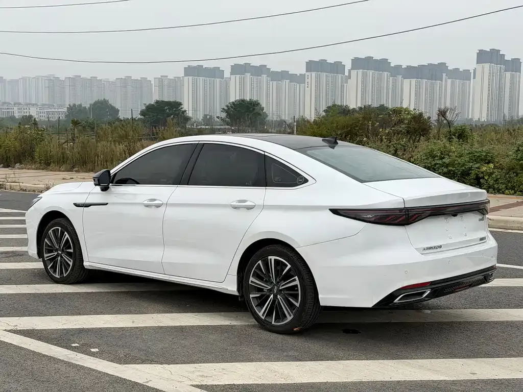 Chery Arrizo 8 PRO — фото 2