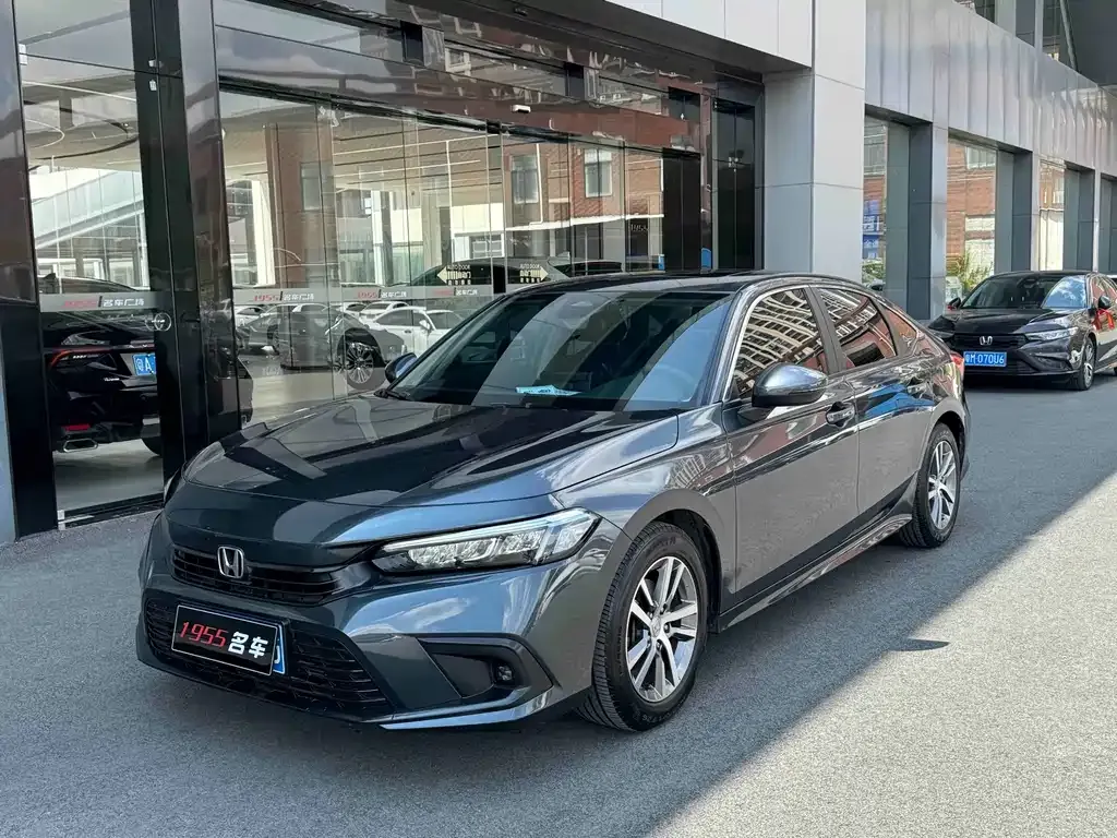 Honda Civic — фото 1