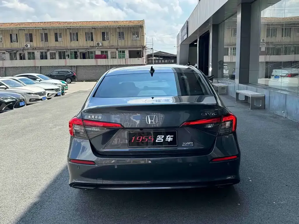 Honda Civic — фото 2