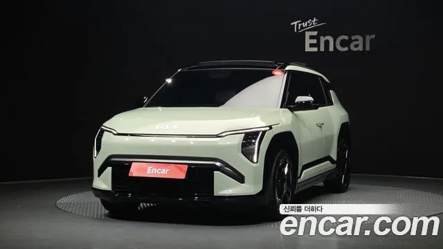Kia EV3 — фото 1