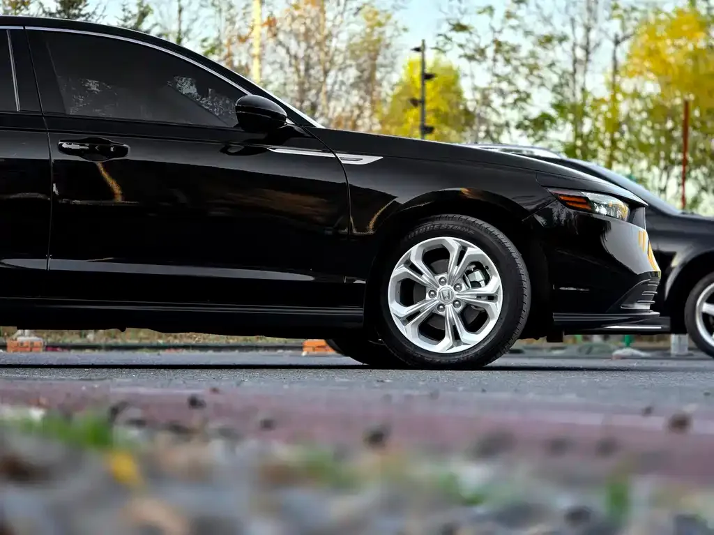 Honda Accord — фото 2