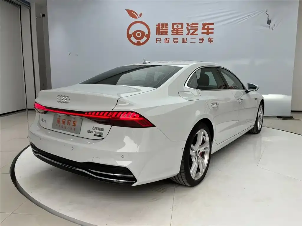 Audi A7L — фото 3