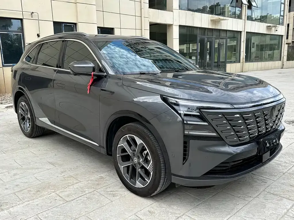 Changan CS75 PLUS — фото 8