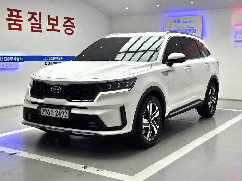 Kia Sorento — фото 5