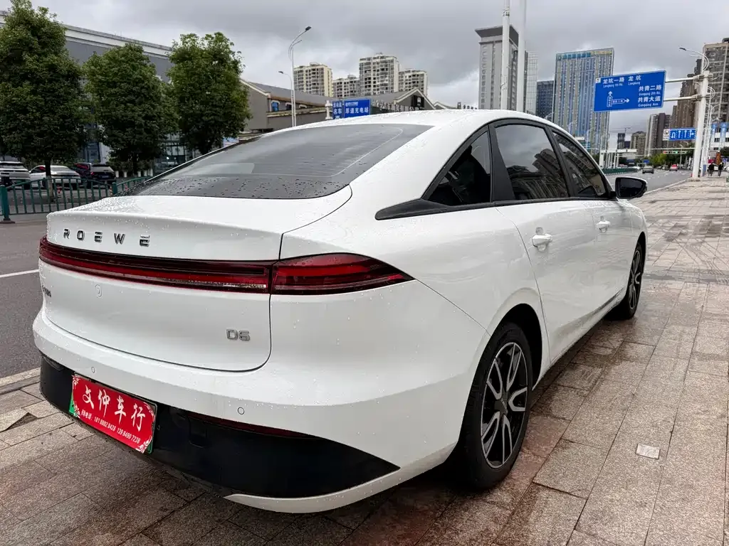 Roewe D6 — фото 5