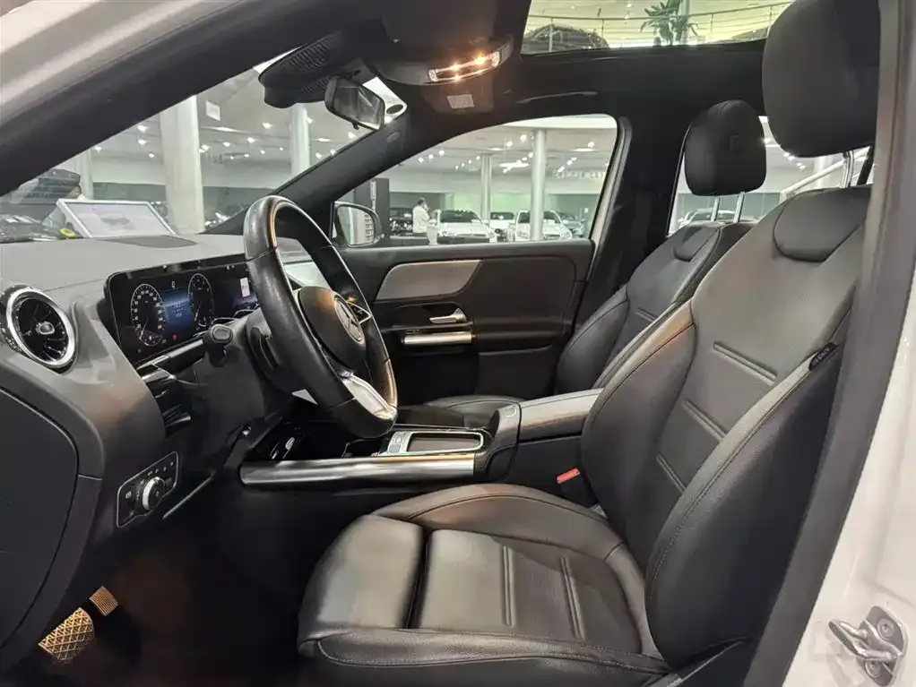 Mercedes-Benz GLA — фото 8
