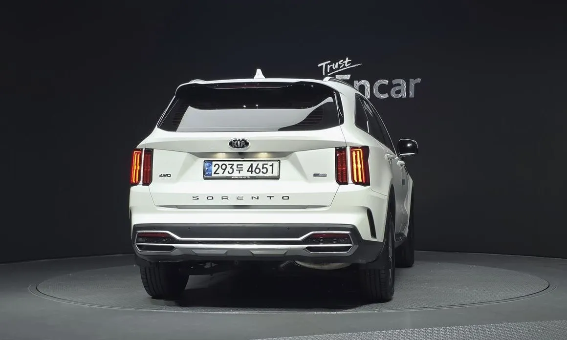 Kia Sorento — фото 4