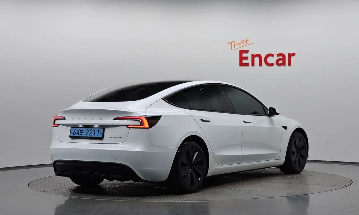 Tesla Model 3 — фото 2