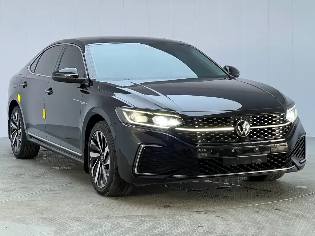 Volkswagen Passat — фото 9