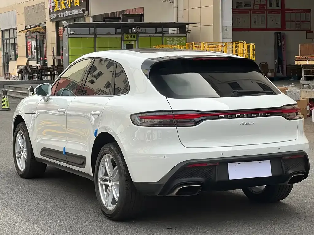 Porsche Macan — фото 10