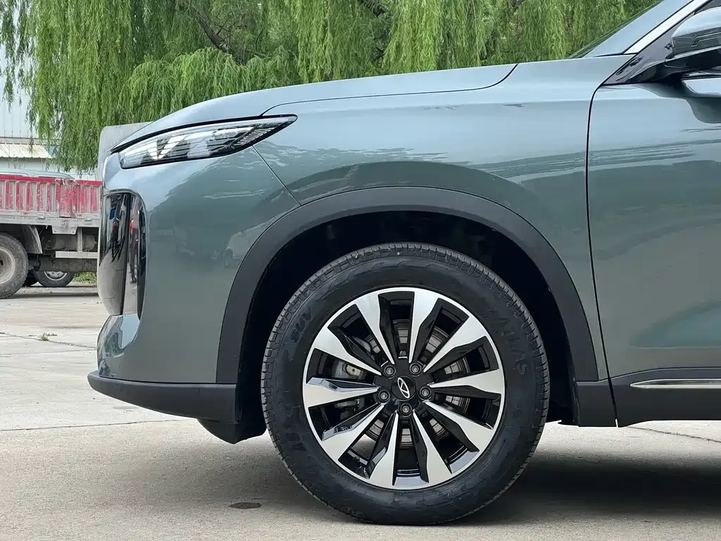 Chery Tiggo 8 PLUS — фото 9