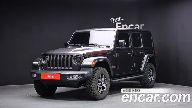 Jeep Wrangler — фото 1