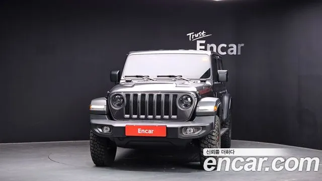 Jeep Wrangler — фото 7