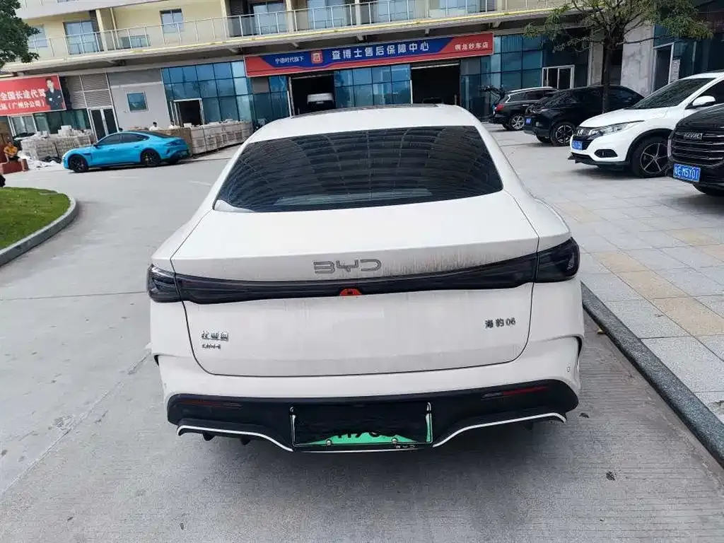 BYD Seal 06 — фото 9