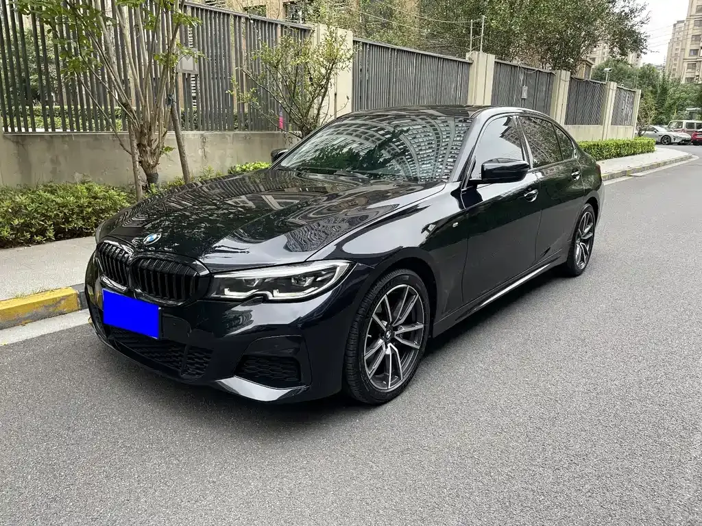 BMW 3 Series — фото 1