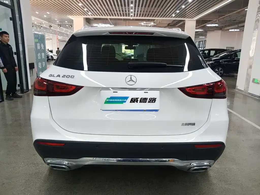 Mercedes-Benz GLA — фото 10