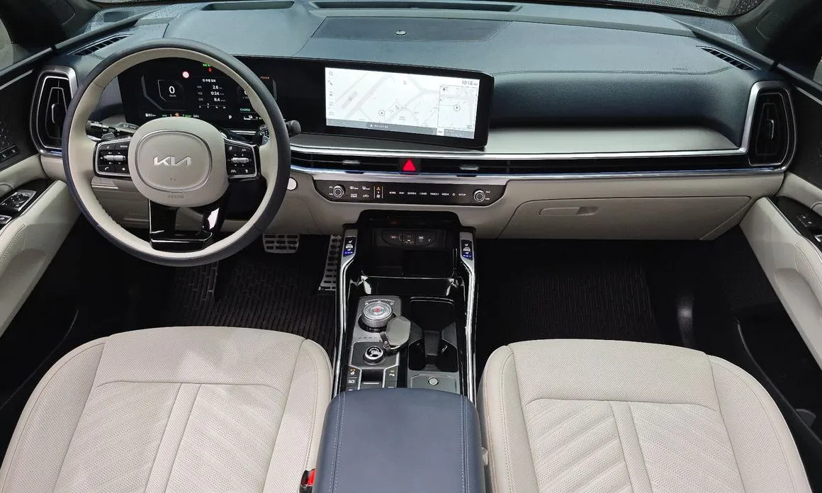 Kia Sorento — фото 9