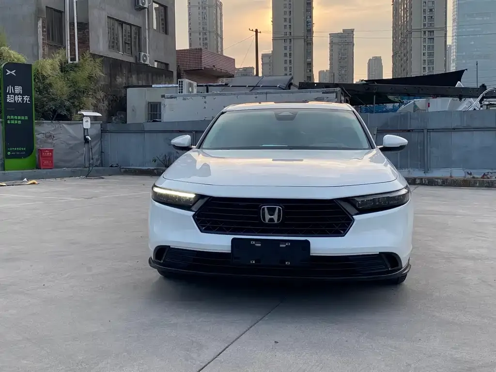 Honda Accord — фото 6