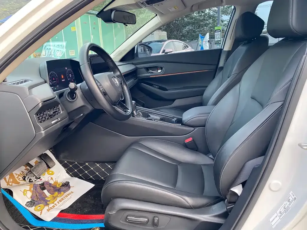 Honda Accord — фото 4