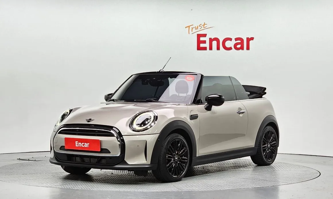 Mini Cooper Convertible — фото 1