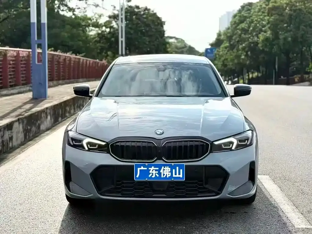 BMW 3 Series — фото 1