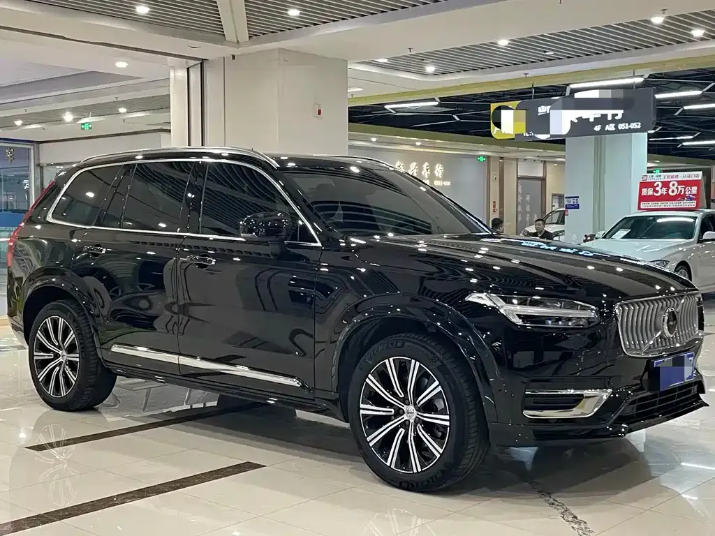 Volvo XC90 — фото 6
