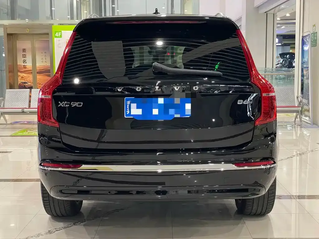 Volvo XC90 — фото 2