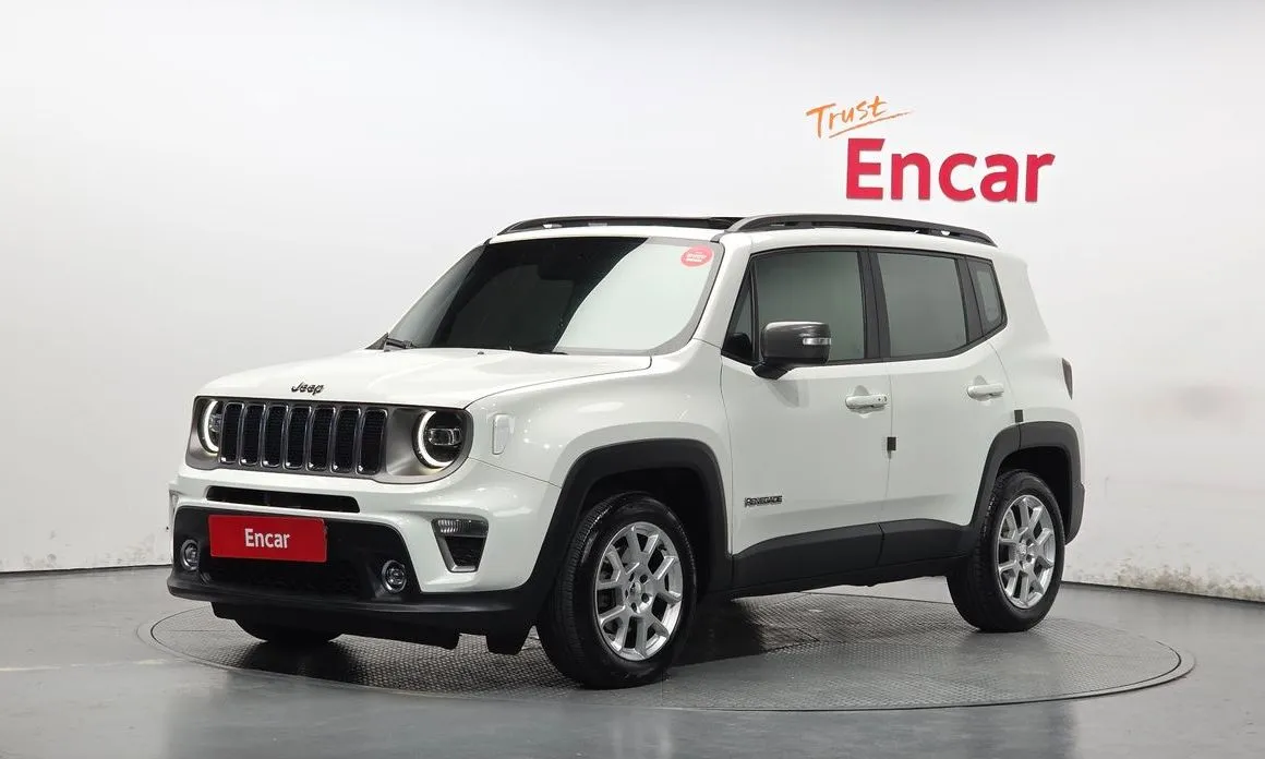 Jeep Renegade — фото 1