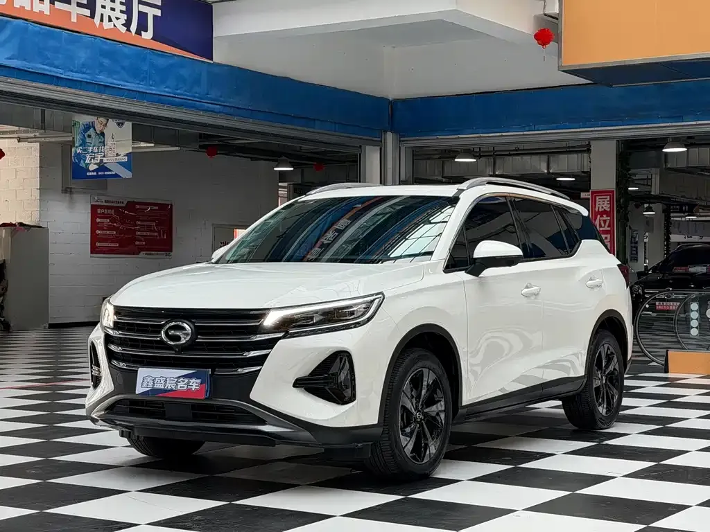 GAC Motor Trumpchi GS4 — фото 1
