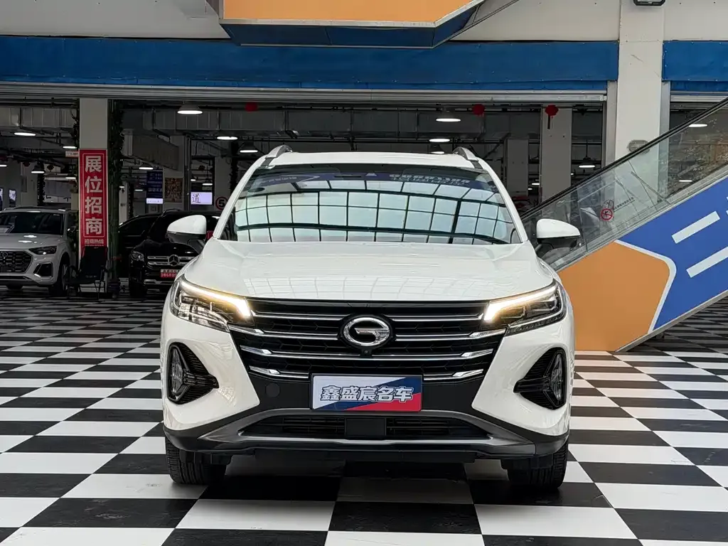 GAC Motor Trumpchi GS4 — фото 4
