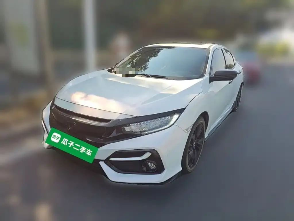 Honda Civic — фото 1